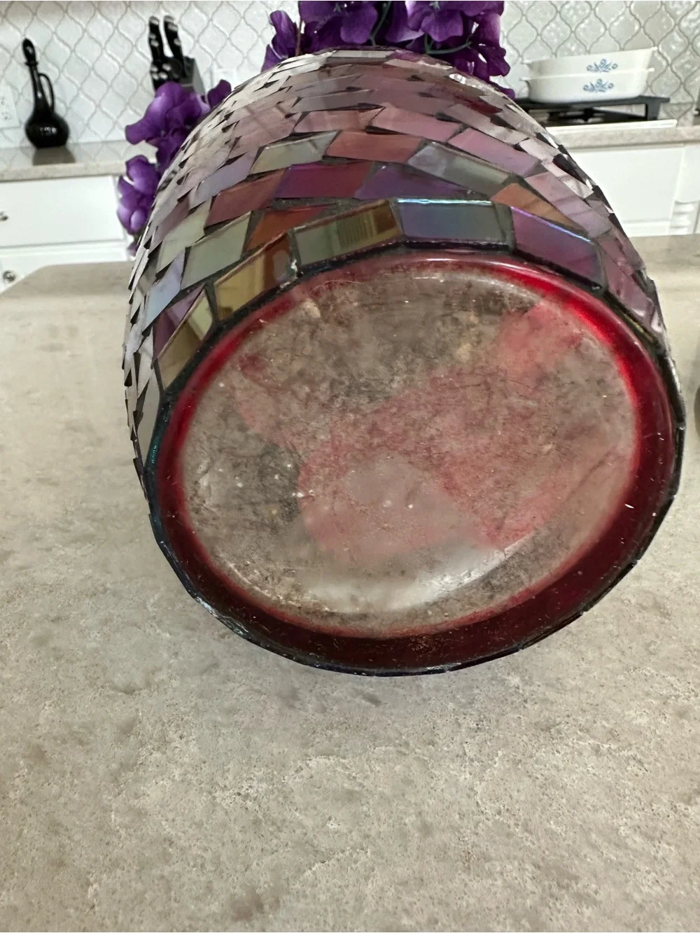 12” Iridescent Mosaic Glass Vase w/ Purple Hydrangea Flowers
